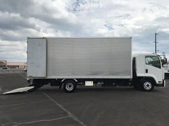 いすゞ フォワード 2PG-FRR90S2(2WD)の写真12