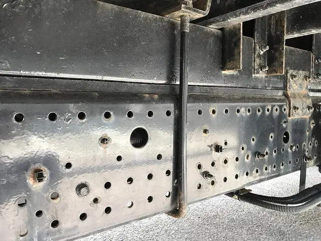 いすゞ フォワード 2PG-FRR90S2(2WD)の写真46