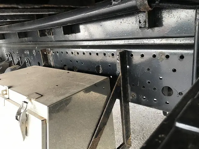 いすゞ フォワード 2PG-FRR90S2(2WD)の写真48