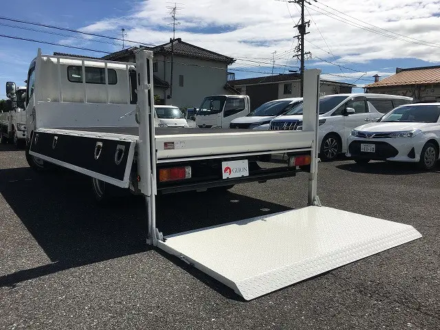 日野 デュトロ SKG-XZU710M(2WD)の写真13