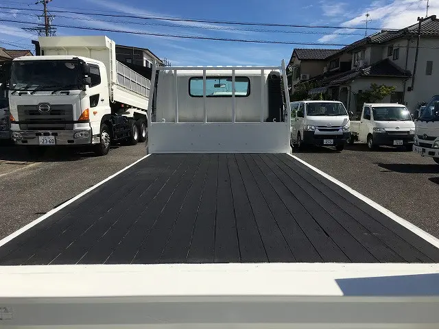 日野 デュトロ SKG-XZU710M(2WD)の写真18