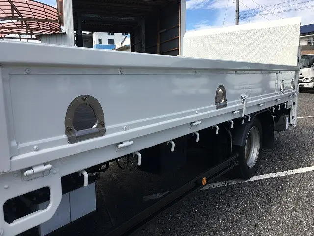 日野 デュトロ SKG-XZU710M(2WD)の写真19