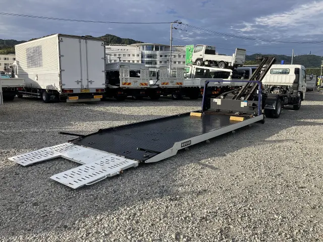 三菱 キャンター TPG-FEB80(2WD)の写真15