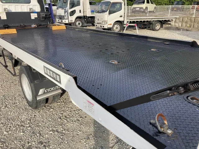 三菱 キャンター TPG-FEB80(2WD)の写真26