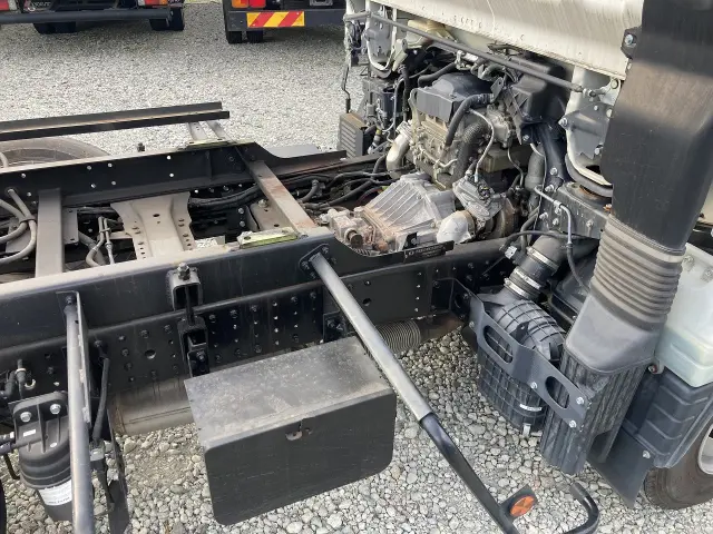 三菱 キャンター TPG-FEB80(2WD)の写真40