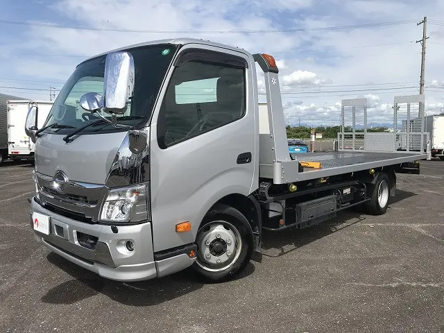 日野 デュトロ 2RG-XZU722M(2WD)の写真1