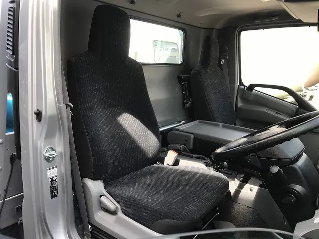 日野 デュトロ 2RG-XZU722M(2WD)の写真34