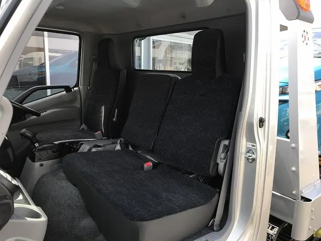 日野 デュトロ 2RG-XZU722M(2WD)の写真35