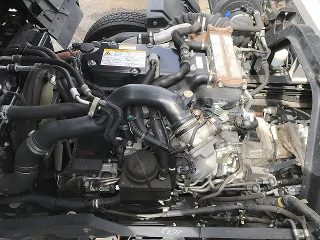 いすゞ フォワード 2RG-FRR90S2(2WD)の写真21