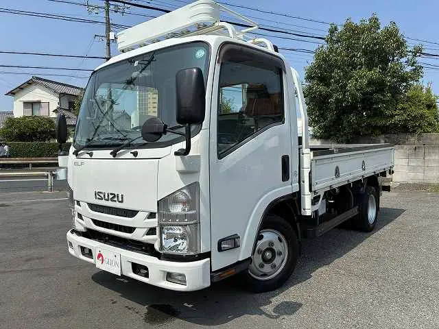 いすゞ エルフ TRG-NMR85R(2WD)の写真1