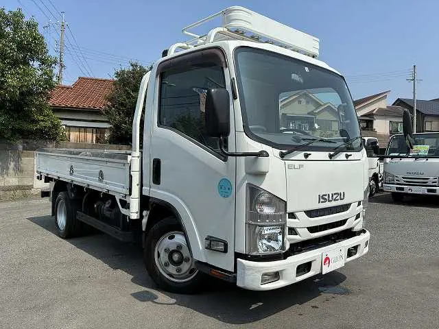 いすゞ エルフ TRG-NMR85R(2WD)の写真3