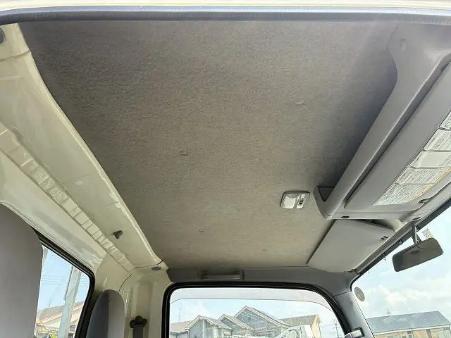 いすゞ エルフ TRG-NMR85R(2WD)の写真35