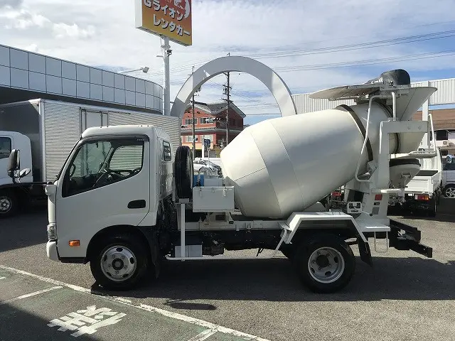 日野 デュトロ 2PG-XZU600E(2WD)の写真4