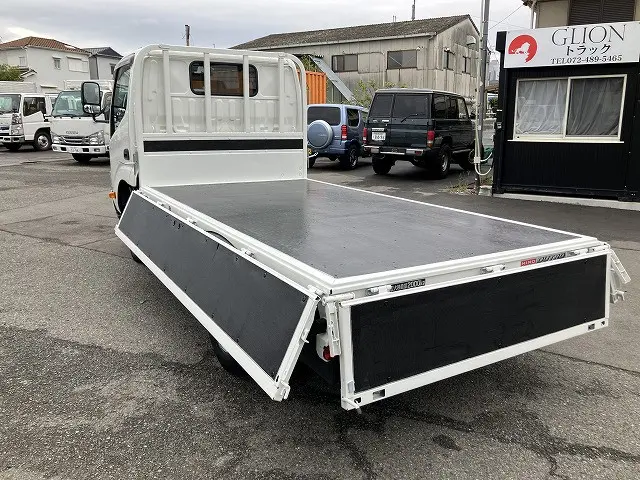 日野 デュトロ 2RG-XZU605M(2WD)の写真13