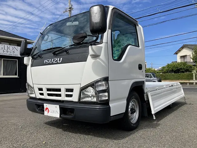 いすゞ エルフ KR-NHR69(2WD)の写真9