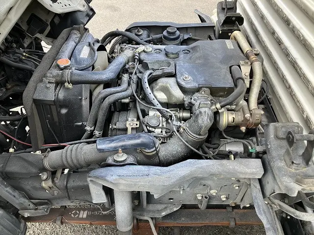 いすゞ エルフ KR-NHR69(2WD)の写真16