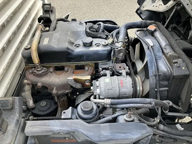 いすゞ エルフ KR-NHR69(2WD)の写真17