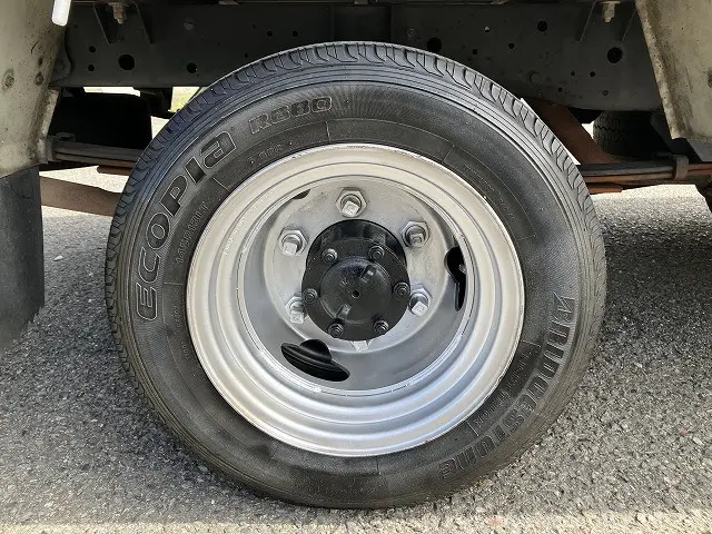 いすゞ エルフ KR-NHR69(2WD)の写真27