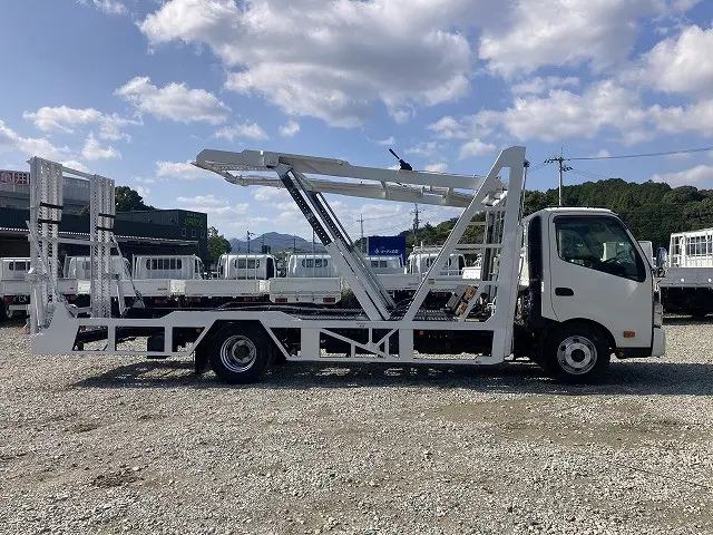 トヨタ トヨエース SDG-XZU730(2WD)の写真5