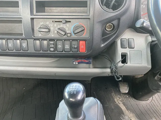 トヨタ トヨエース SDG-XZU730(2WD)の写真26