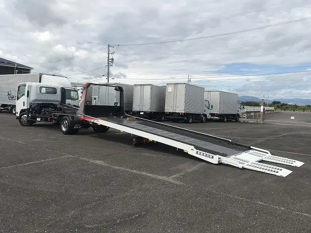 いすゞ エルフ 2RG-NPR88AN(2WD)の写真11