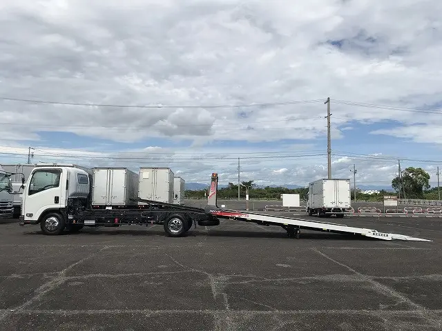 いすゞ エルフ 2RG-NPR88AN(2WD)の写真14