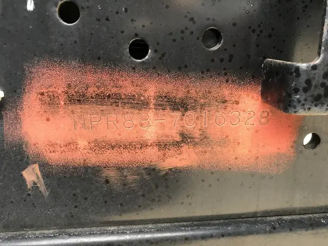 いすゞ エルフ 2RG-NPR88AN(2WD)の写真23