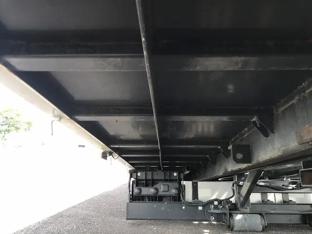 いすゞ エルフ 2RG-NPR88AN(2WD)の写真48