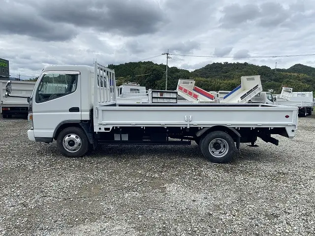 三菱 キャンター KK-FE83EEY(2WD)の写真4