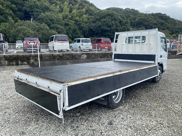 三菱 キャンター KK-FE83EEY(2WD)の写真15