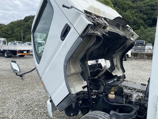 三菱 キャンター KK-FE83EEY(2WD)の写真18