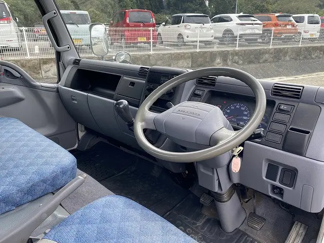 三菱 キャンター KK-FE83EEY(2WD)の写真30