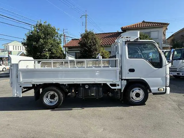 いすゞ エルフ TKG-NJR85A(2WD)の写真5