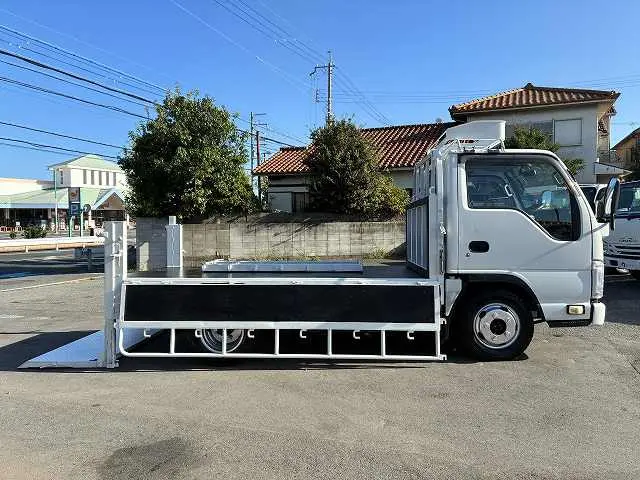 いすゞ エルフ TKG-NJR85A(2WD)の写真12