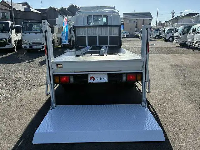 いすゞ エルフ TKG-NJR85A(2WD)の写真14