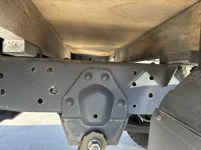 いすゞ エルフ TKG-NJR85A(2WD)の写真28