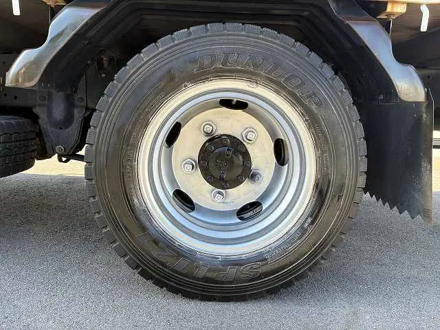 いすゞ エルフ TKG-NJR85A(2WD)の写真34