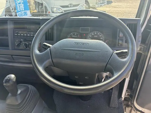 いすゞ エルフ TKG-NJR85A(2WD)の写真42