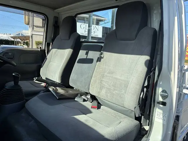 いすゞ エルフ TKG-NJR85A(2WD)の写真44