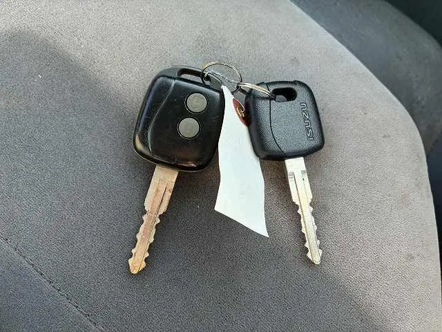 いすゞ エルフ TKG-NJR85A(2WD)の写真50