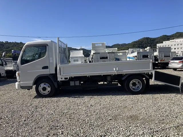 三菱 キャンター KK-FE82EE(2WD)の写真4