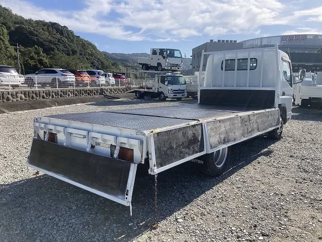 三菱 キャンター KK-FE82EE(2WD)の写真15