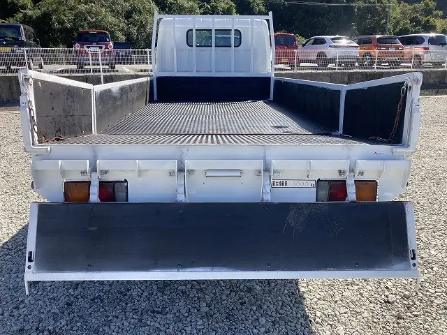 三菱 キャンター KK-FE82EE(2WD)の写真25