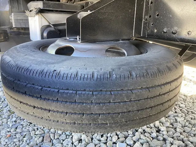 三菱 キャンター KK-FE82EE(2WD)の写真40