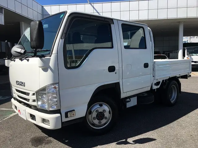 いすゞ エルフ TRG-NJS85A(4WD)の写真1