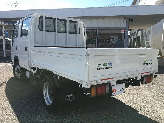 いすゞ エルフ TRG-NJS85A(4WD)の写真6