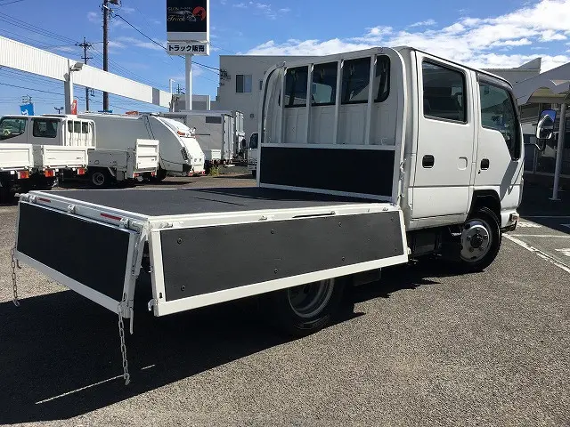 いすゞ エルフ TRG-NJS85A(4WD)の写真14