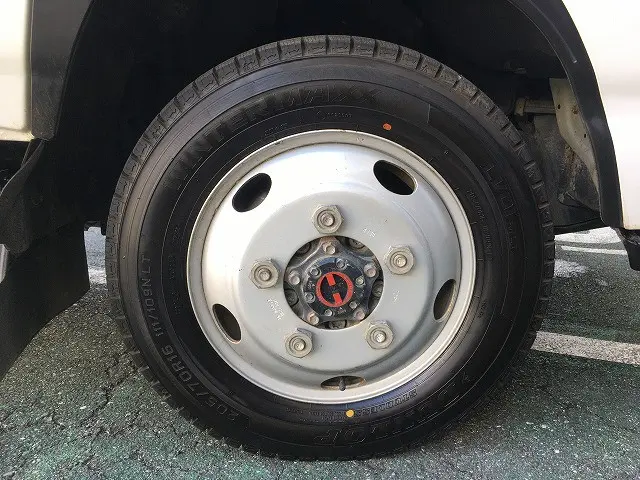 いすゞ エルフ TRG-NJS85A(4WD)の写真37