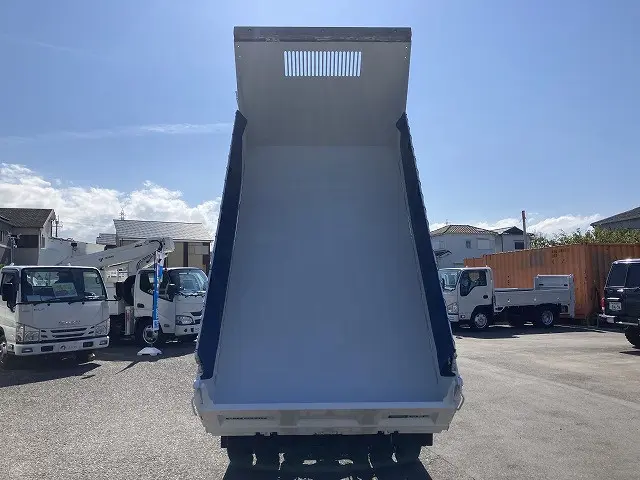いすゞ エルフ 2RG-NJR88AD(2WD)の写真7