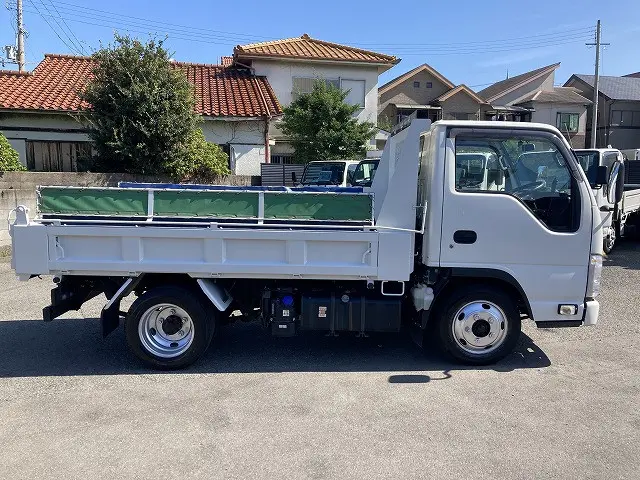 いすゞ エルフ 2RG-NJR88AD(2WD)の写真12